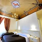 Iris Hotel