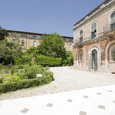 ホテル アイリス