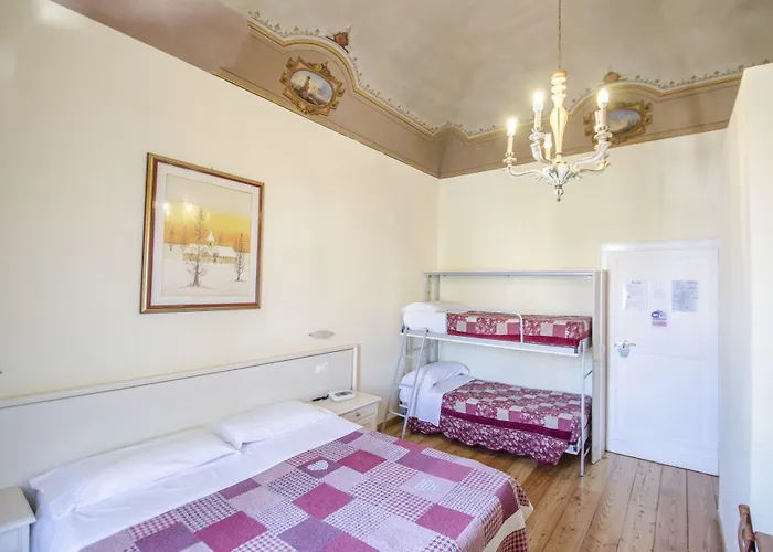 Iris 2* بيرودجا