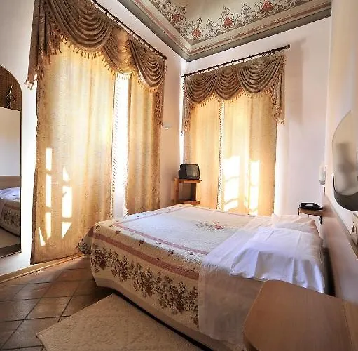 Iris 2* بيرودجا