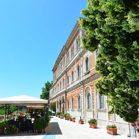 Iris Perugia