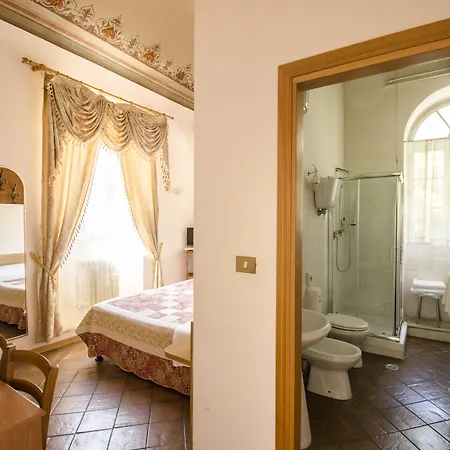 Hotel Iris 2*