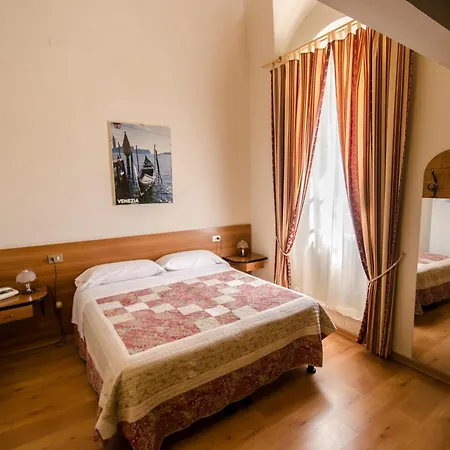 Hotel Iris 2*